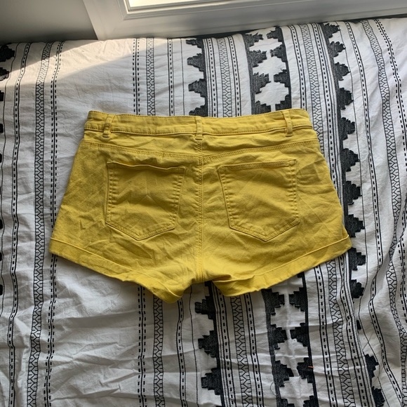 Yellow H&M Shorts - Picture 2 of 2